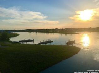 105 River Ranch Cir, Martindale, TX 78655