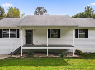 284 Walnut Dr, Alto, GA 30510