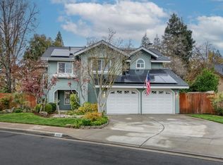 809 E Catalina Cir, Fresno, CA