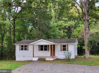 201 Grainery Rd, Montross, VA 22520