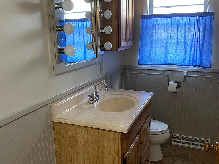 207 Birchwood Dr — Photo 8