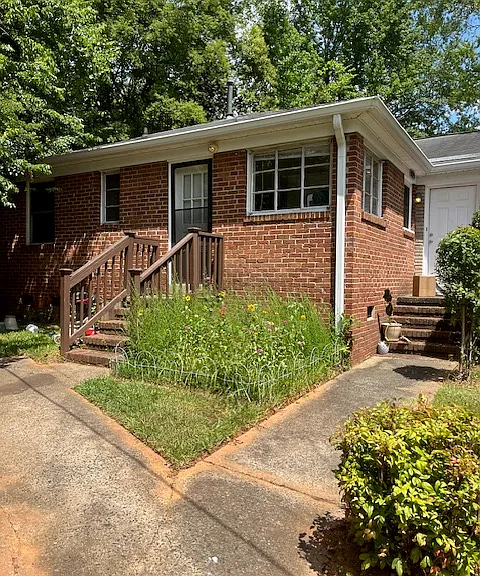 5125A Valley Stream Rd #A — Photo 3