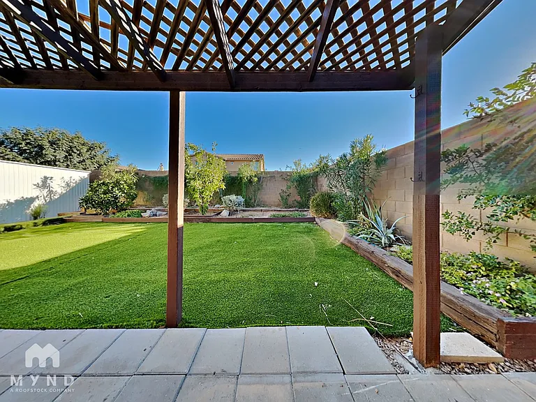 1423 E Poncho Ln — Photo 22