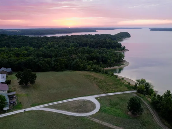 20685 E 2170 Road, Aldrich, MO 65601