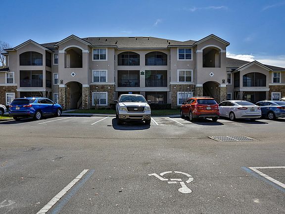 2nd image of 940 Village Trl Unit 9-205