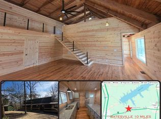 1012 Sardis Lake Dr, Batesville, MS 38606