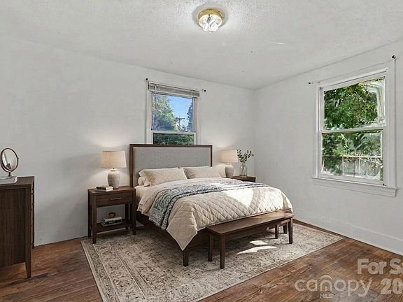 4th image of 2131 Ferris St #42-44