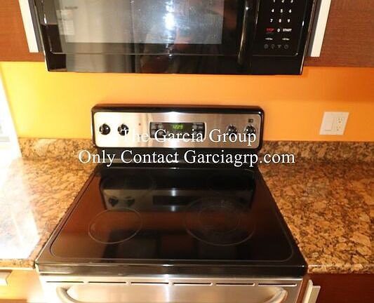 4th image of 908 SW Gaines St APT 25