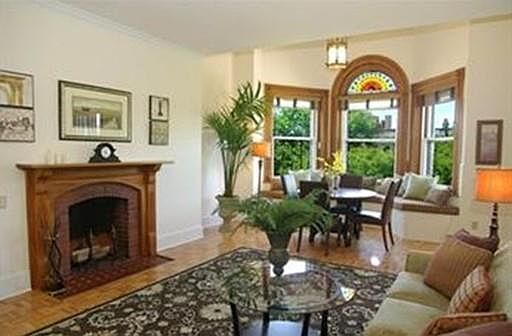 2nd image of 282 Commonwealth Ave #401