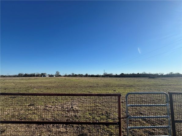7808 Oxford Cemetery Rd, Madisonville, TX 77864