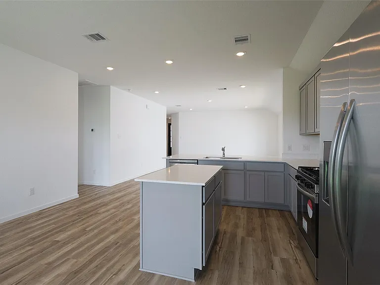 21947 Soldier Butterfly Ct — Photo 7