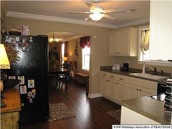 Another view of kitchen