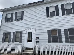 37 Middle Street Ln, Fitchburg, MA 01420