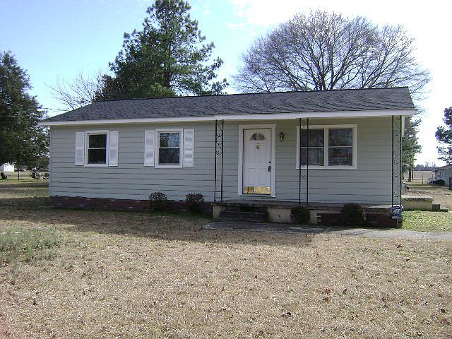 1st image of 90 Abraham Ave