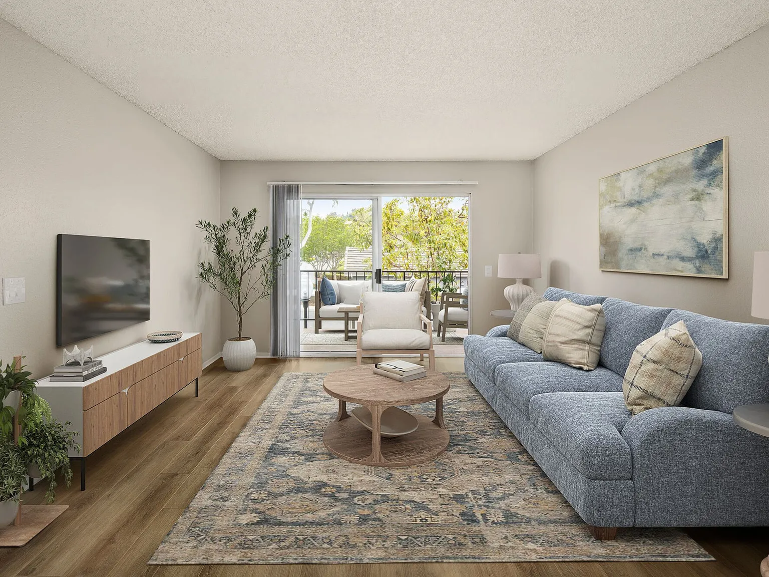 Green Valley Apartments — Photo 2