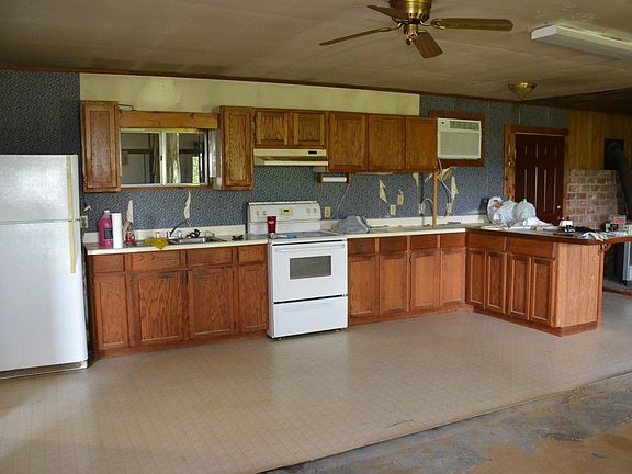 28109 S Stanley Rd, Quenemo, KS 66528 | Zillow