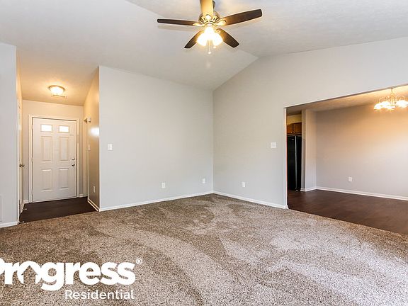 3rd image of 4447 Robertson Blvd
