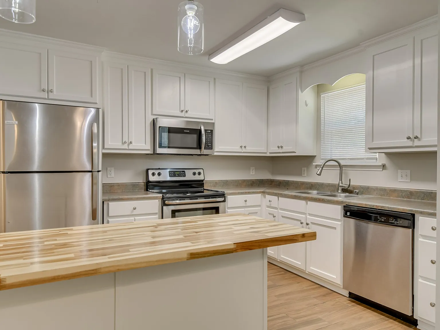 247 Merion Court - 1 — Photo 2