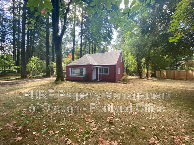 3550 Lake Grove Ave — Photo 5