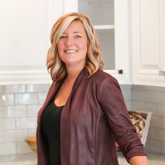 Photo for listing agent Liz Lashier