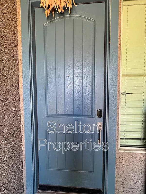 4 bed, 2.0 bath, 2250 sqft, $2,599 — Photo 2