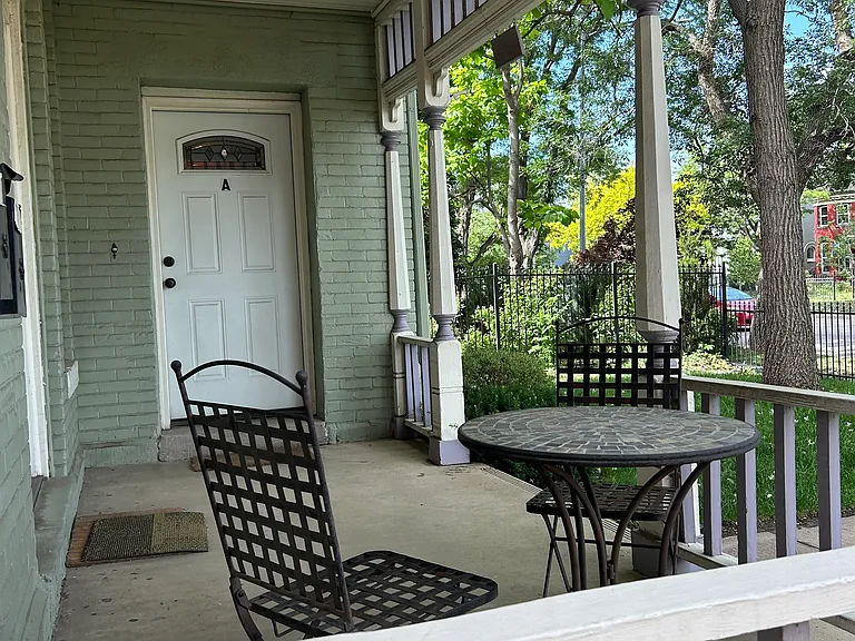 208 S Lincoln St #A — Photo 21