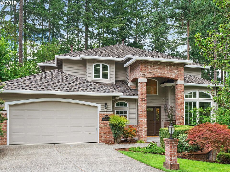 2nd image of 16465 SW Sanderling Ct