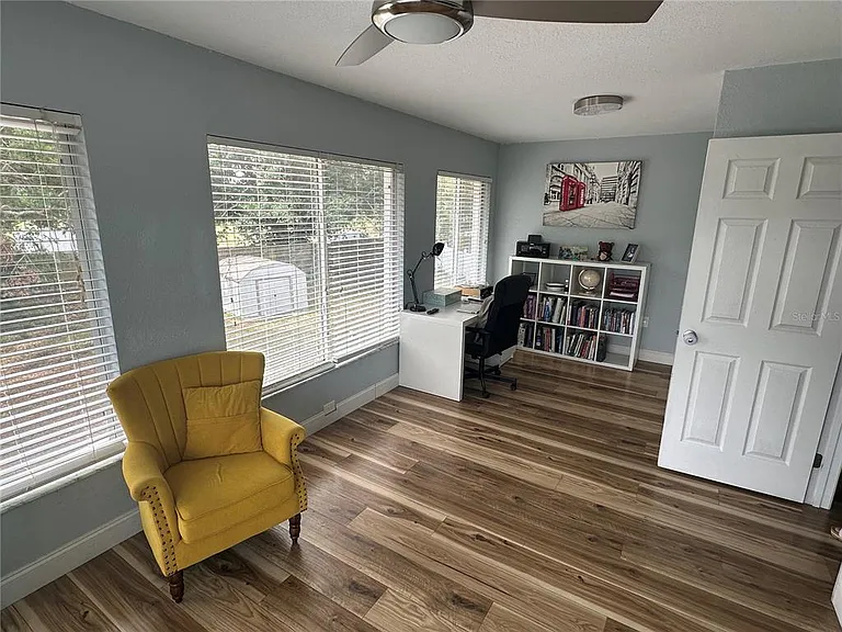7327 Floral Cir E — Photo 20