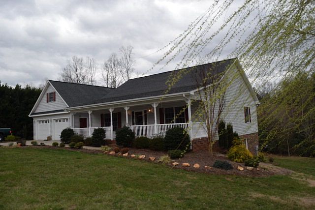 1st image of 533 Briar Creek Dr
