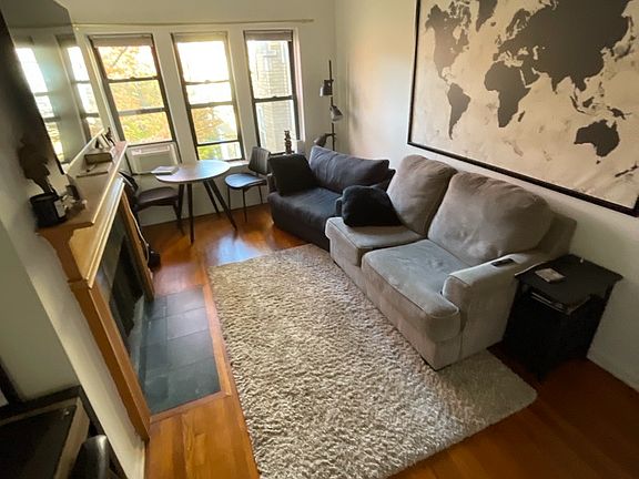 5th image of 677 W Wrightwood Ave #681-3W