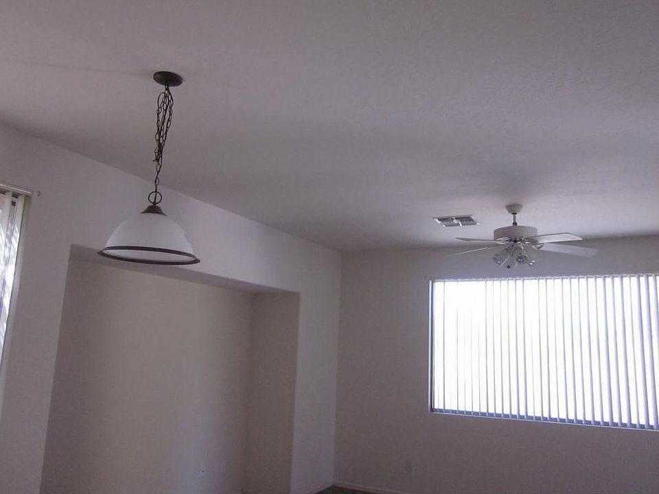 1st image of 17513 W Canyon Ln