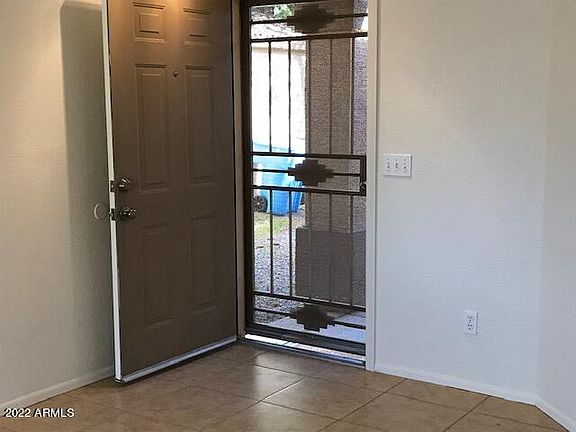 4th image of 3218 W Abraham Ln