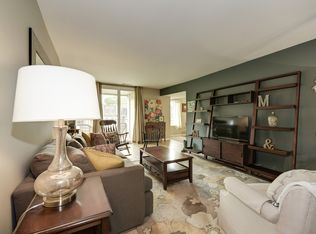 5001 7th Road S Park Spring Condos, Arlington, VA 22204