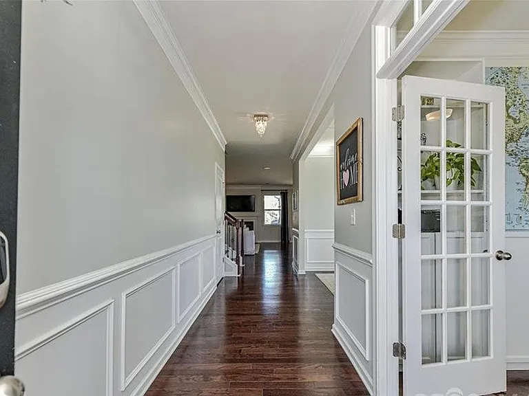 8914 Loch Glen Way — Photo 5