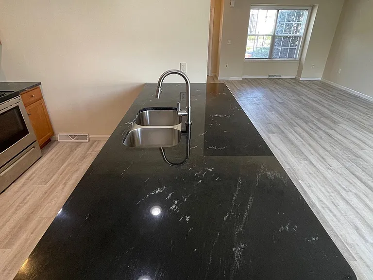 673 Wallingford Rd — Photo 5