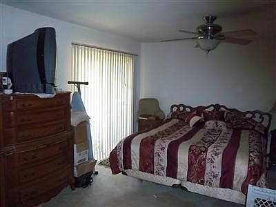 5th image of 8941 Sunset Ave
