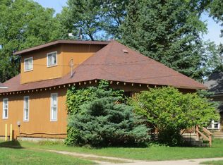 911 Farrar St, Cadillac, MI