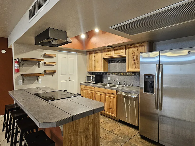 1200 E River Rd #F63 — Photo 5