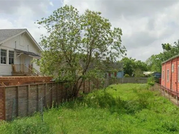 4218 Baudin St, New Orleans, LA 70119