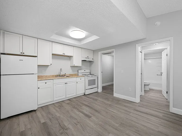 Apollo Beach Villas — Photo 10