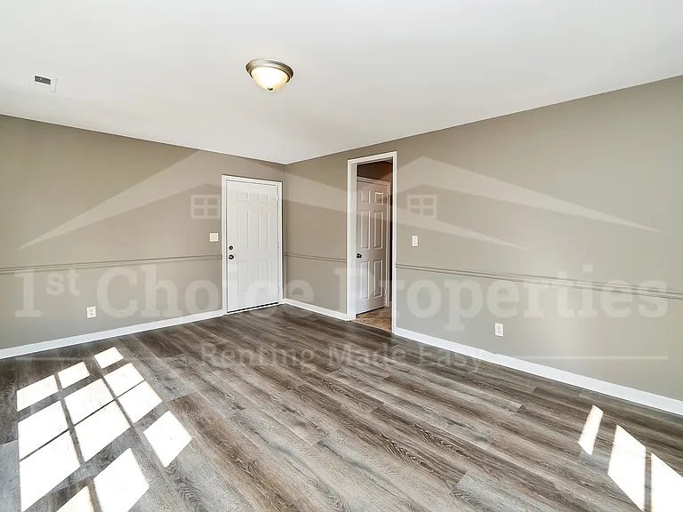 1301 5th Pl NW — Photo 9