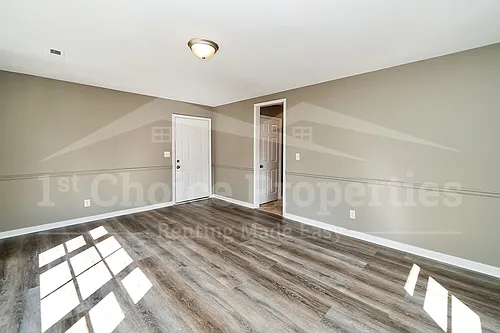 1301 5th Pl NW Photo 1