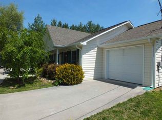 614 Oak St, Rogersville, TN 37857