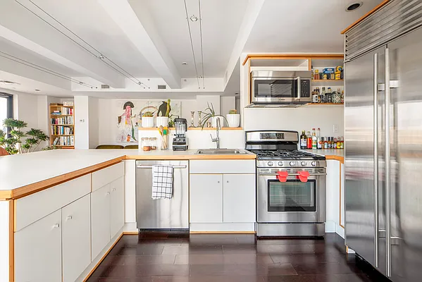 Rented by Elika Associates II, LLC | media 15