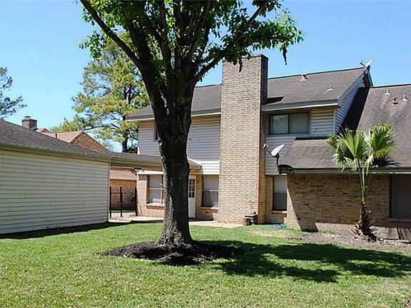 2nd image of 14811 Knightsway Dr