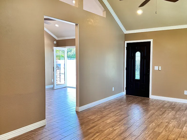 22540 Jeffrey Mark Ct #5 — Photo 21