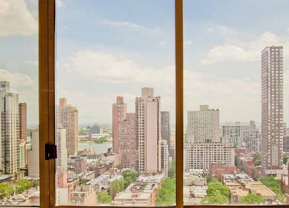 5th image of 200 E 89th St APT 20F