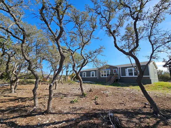 192 Crooked Creek Path NW, Mountain Home, TX 78058