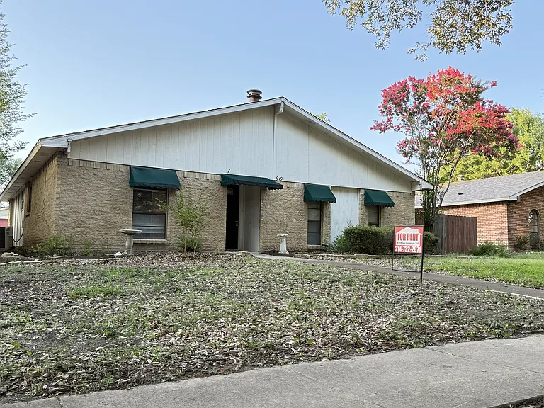 949 Middle Cove Dr — Photo 2