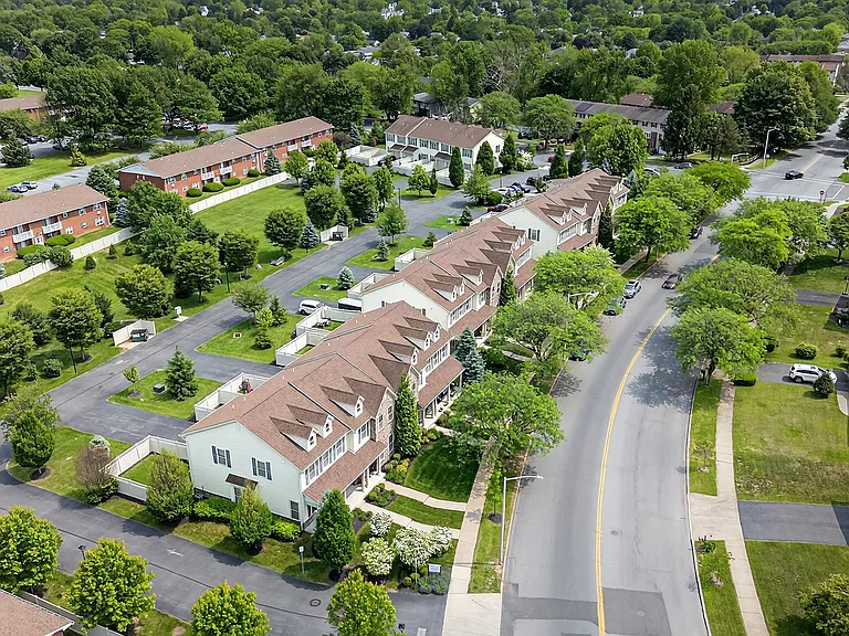 East Hills Townhomes at Bethlehem — Photo 28